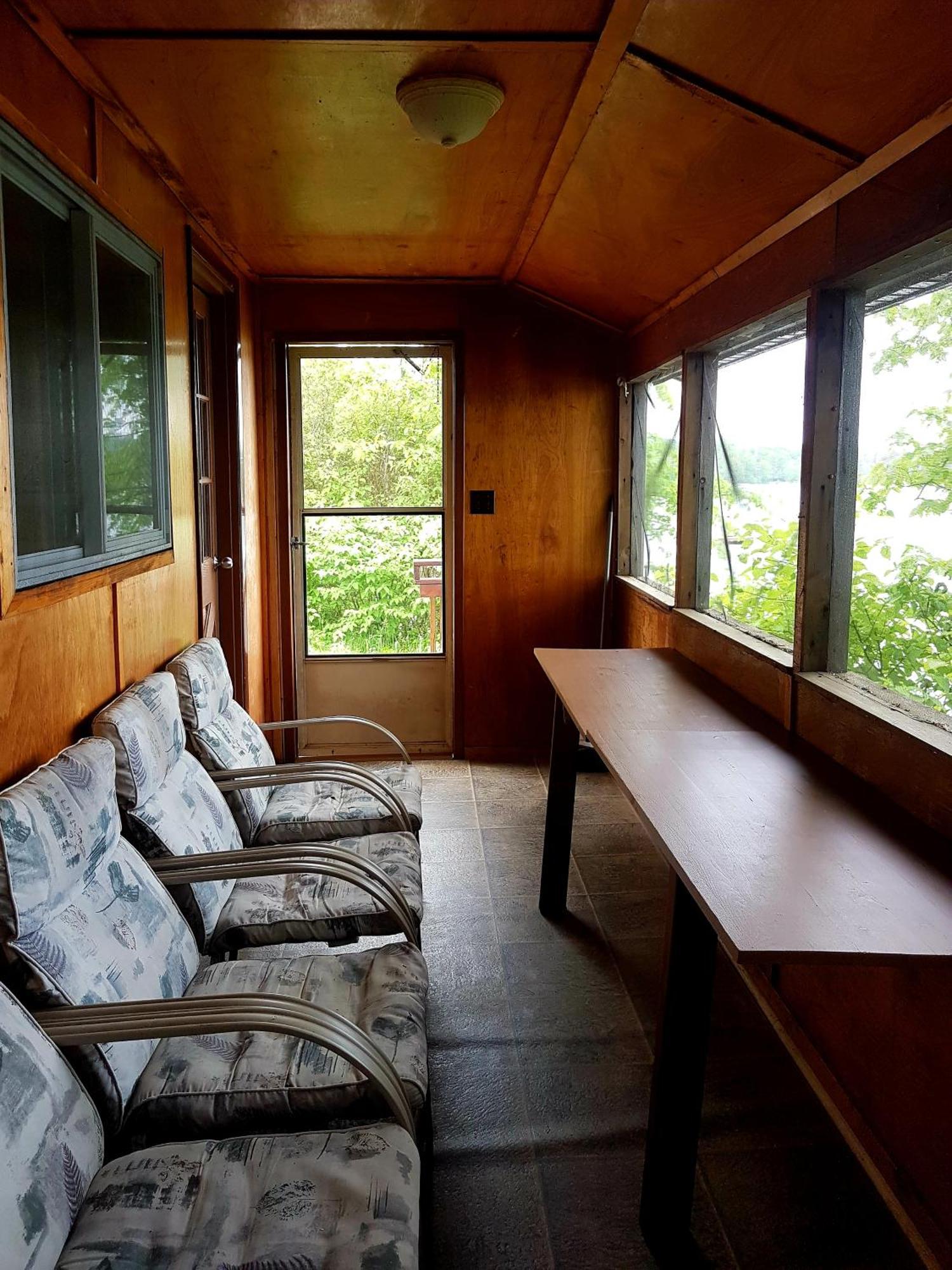 Marble Lake Lodge Cloyne Bilik gambar