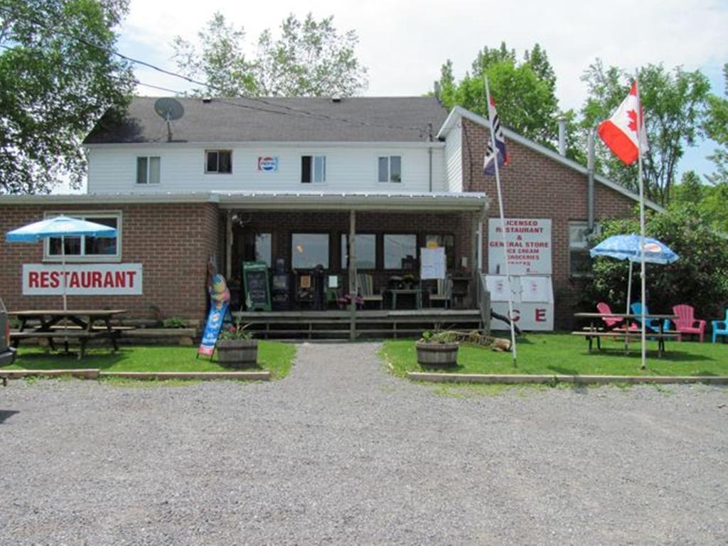 Marble Lake Lodge Cloyne Luaran gambar