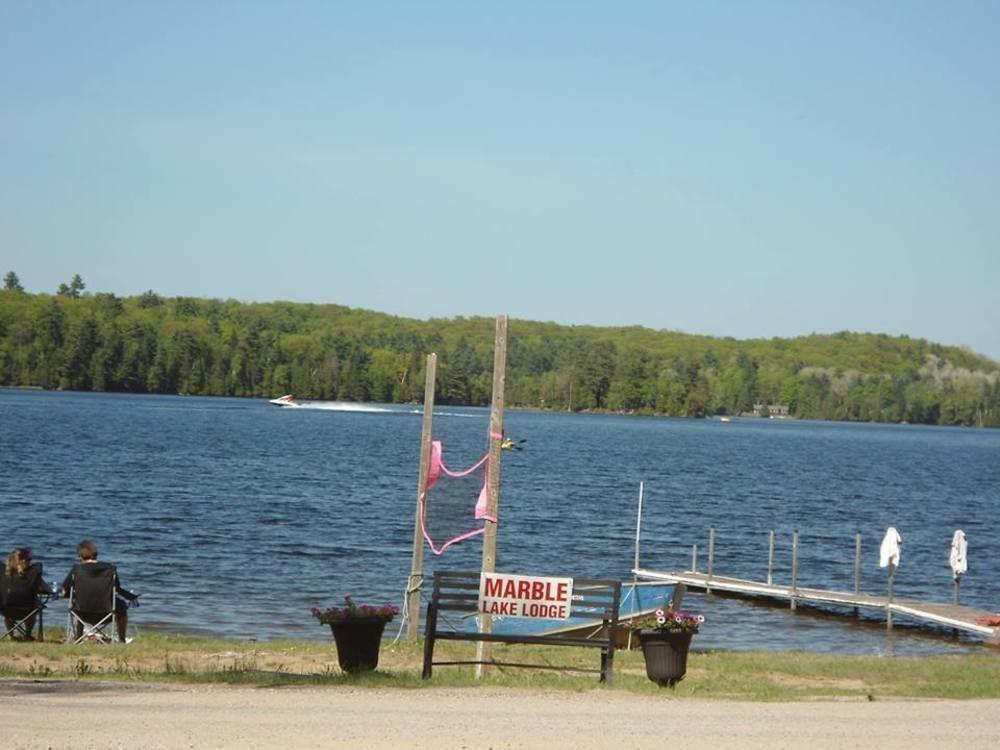 Marble Lake Lodge Cloyne Luaran gambar